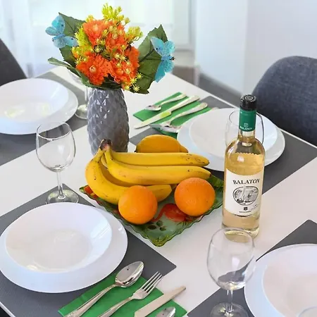 Apartment Ally By The Sea & Spa- Mamaia Nord- Private Parking-In Alezzi Beach Resort Năvodari