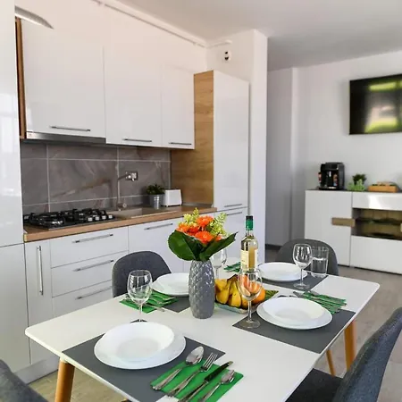 Apartment Ally By The Sea & Spa- Cu Parcare Privata-in Alezzi