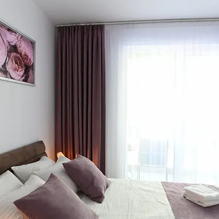 Azuria - Ally By The Sea & Spa- Mamaia Nord- Private Parking-in Alezzi * Navodari