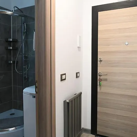 Azuria - Ally By The Sea & Spa- Mamaia Nord- Private Parking-in Alezzi Apartment Navodari