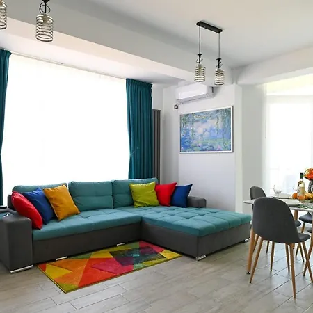 Apartment Azuria - Ally By The Sea & Spa- Mamaia Nord- Private Parking-in Alezzi *