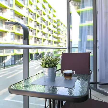 Azuria - Ally By The Sea & Spa- Mamaia Nord- Private Parking-in Alezzi