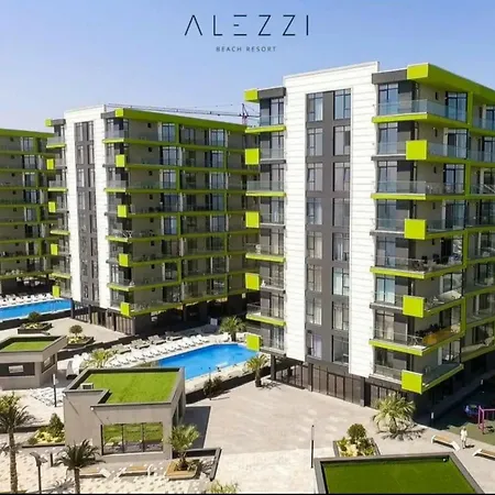 Azuria - Ally By The Sea & Spa- Mamaia Nord- Private Parking-in Alezzi Apartment