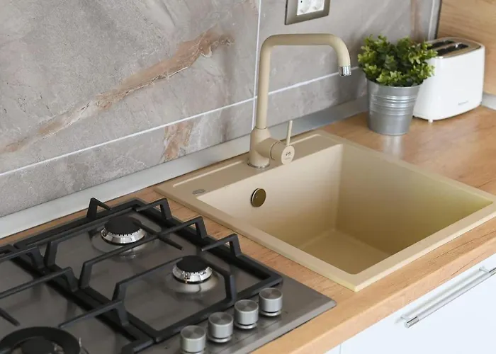 Appartement Ally By The Sea & Spa- Mamaia Nord- Private Parking-in Alezzi Năvodari