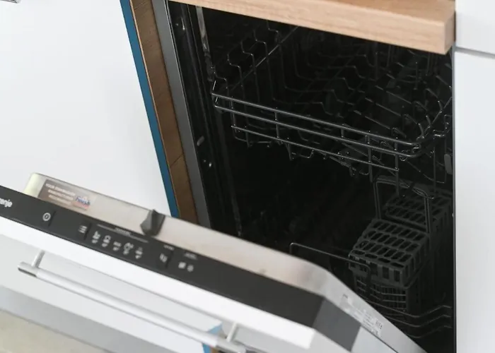 Ally By The Sea & Spa- Mamaia Nord- Private Parking-in Alezzi Appartement Năvodari