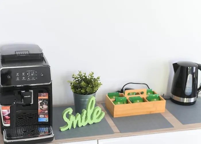 Appartement Ally By The Sea & Spa- Mamaia Nord- Private Parking-in Alezzi