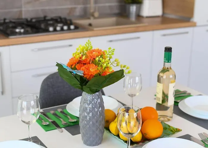 Ally By The Sea & Spa- Mamaia Nord- Private Parking-in Alezzi