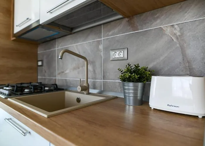 Appartement Ally By The Sea & Spa- Mamaia Nord- Private Parking-in Alezzi Năvodari