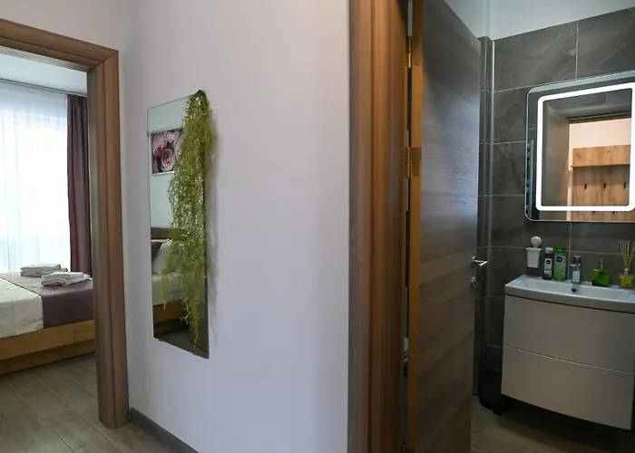 Ally By The Sea & Spa- Mamaia Nord- Private Parking-in Alezzi *