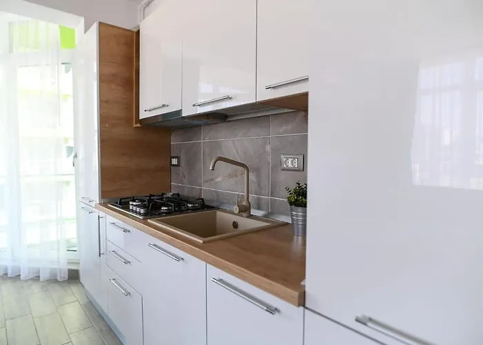 Ally By The Sea & Spa- Mamaia Nord- Private Parking-in Alezzi Appartement *