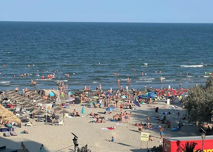 Appartement Ally By The Sea & Spa- Mamaia Nord- Private Parking-in Alezzi